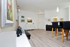 Ingresso e area living Victory Rooms Rome