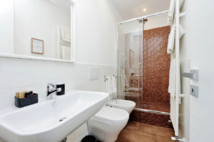 Bagno camera Deluxe Victory Rooms Rome